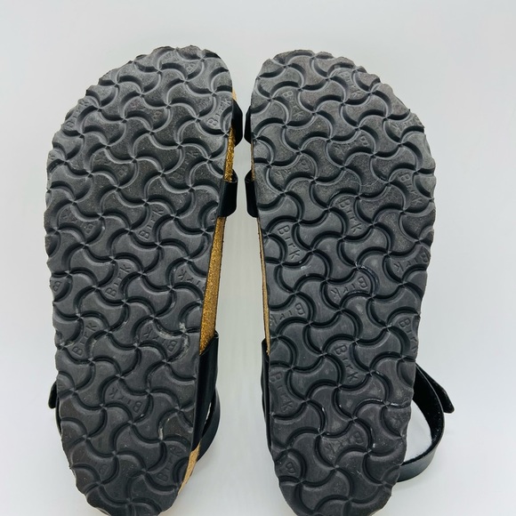Birkenstock Women's Black and Tan Sandals Size 39 - Picture 12 of 15